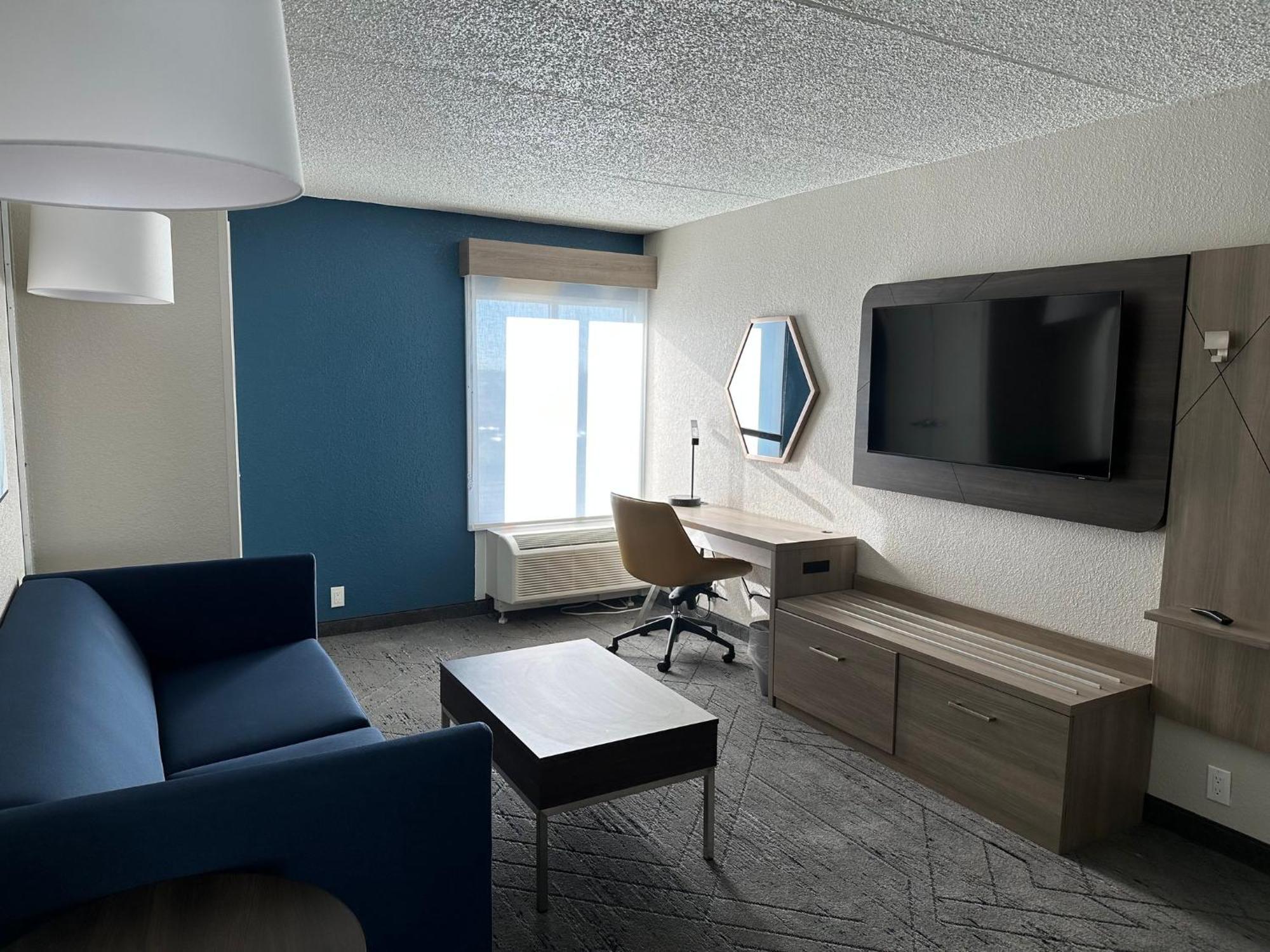Holiday Inn Express & Suites Eden Prairie - Minneapolis By Ihg Exterior photo