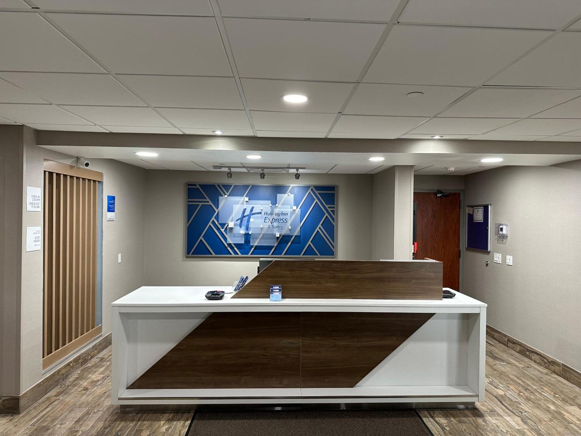 Holiday Inn Express & Suites Eden Prairie - Minneapolis By Ihg Exterior photo